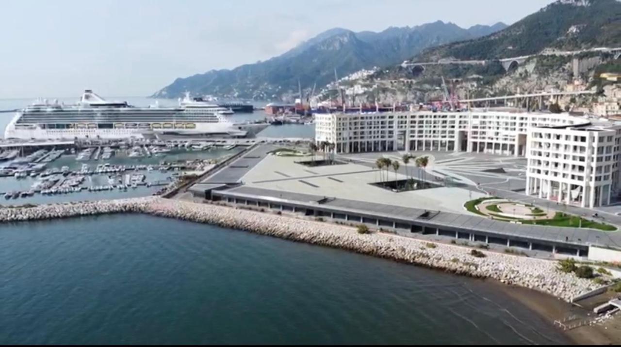 Villa Glam House & Boat Salerno Exterior foto